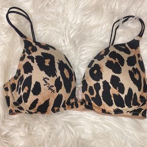 34C Victoria Secret bra Very Sexy Push-up
